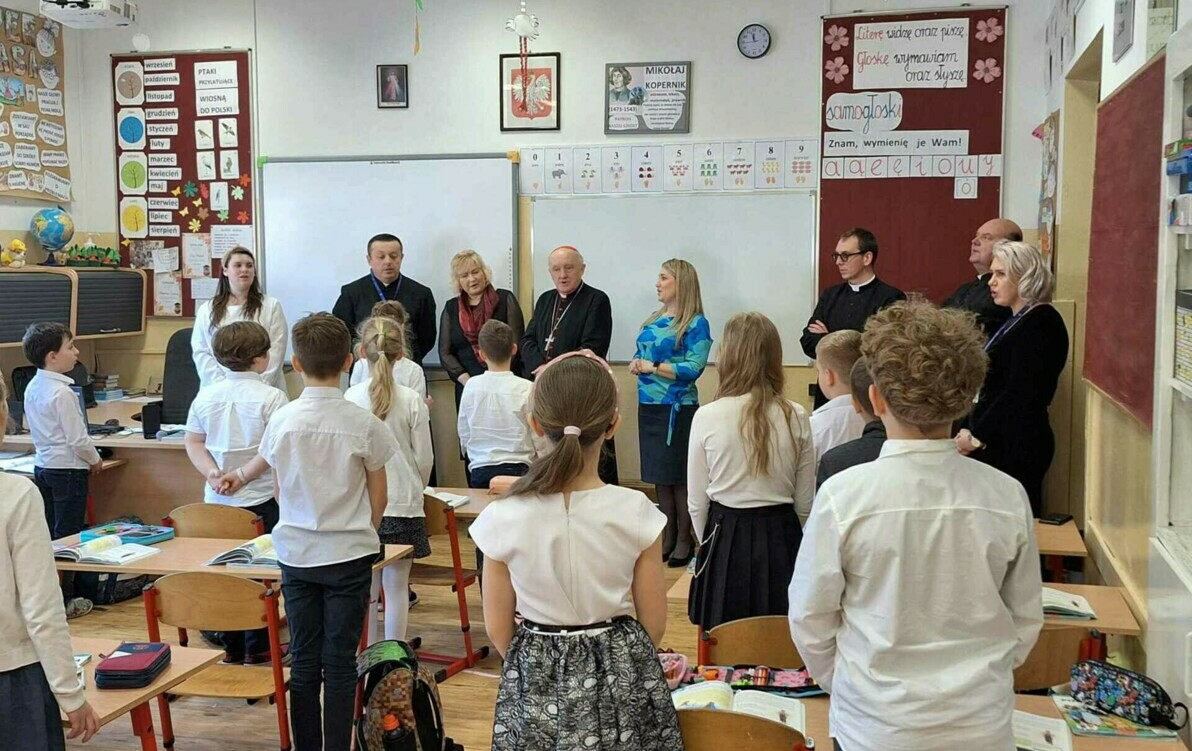 Zdjęcie do Wizyta ks. Kardynała Kazimierza Nycza w Jedynce