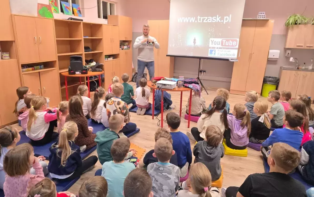 Zdjęcie do Spotkanie z podr&oacute;żnikiem 